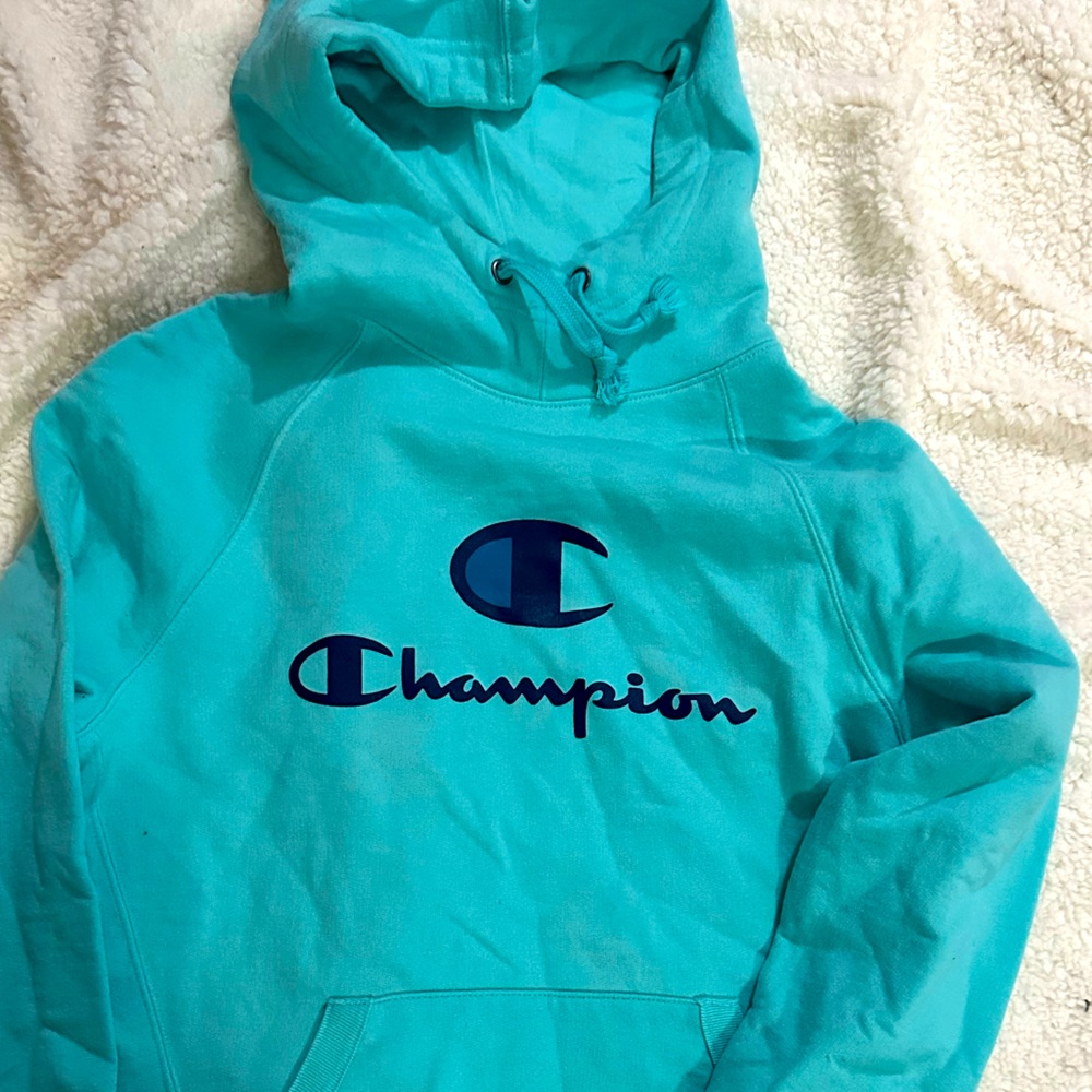 Woman’s SM CHAMPION HOODIE